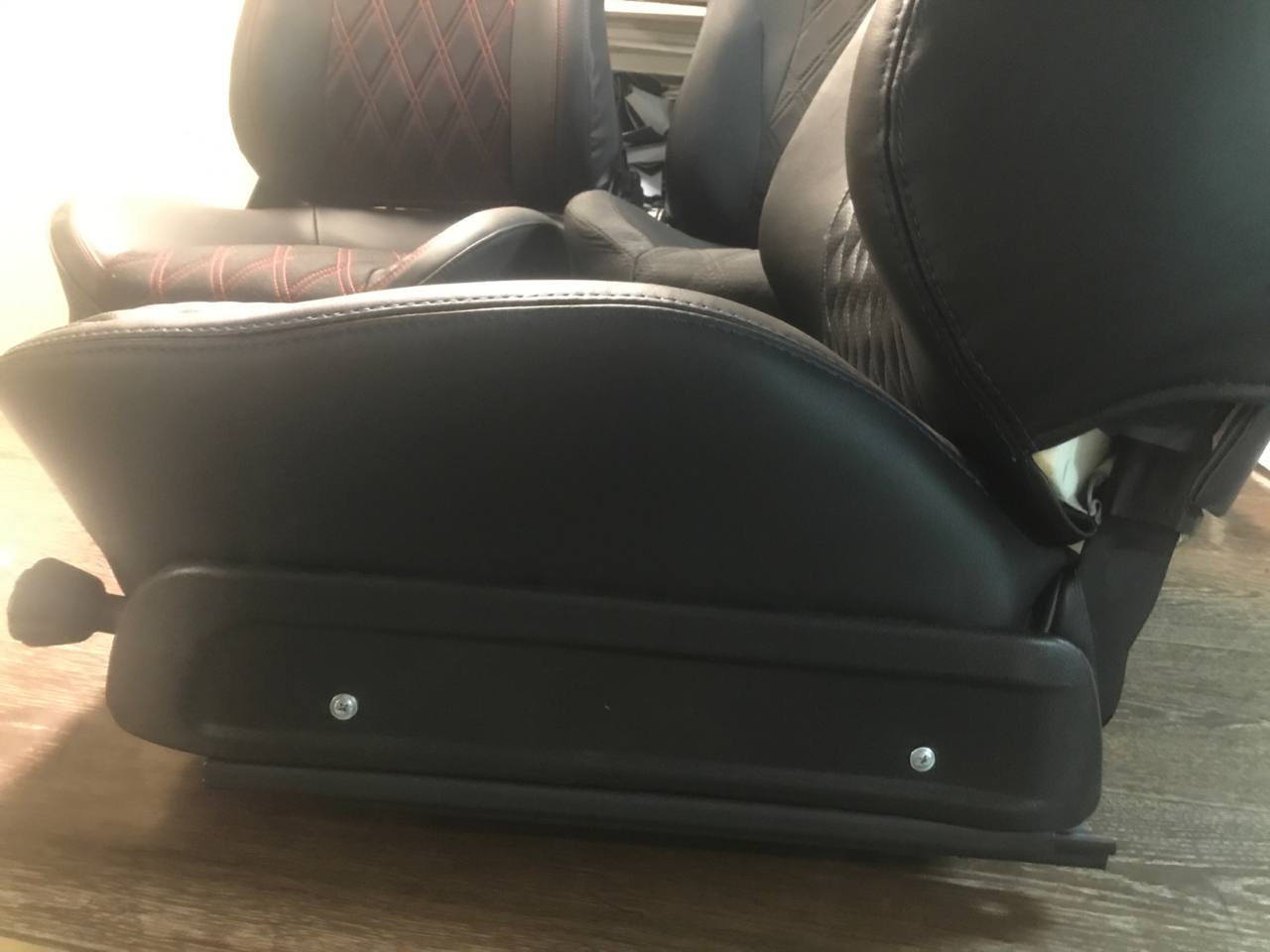Сиденье "RECARO" (РЕКАРО) в сборе на  2107