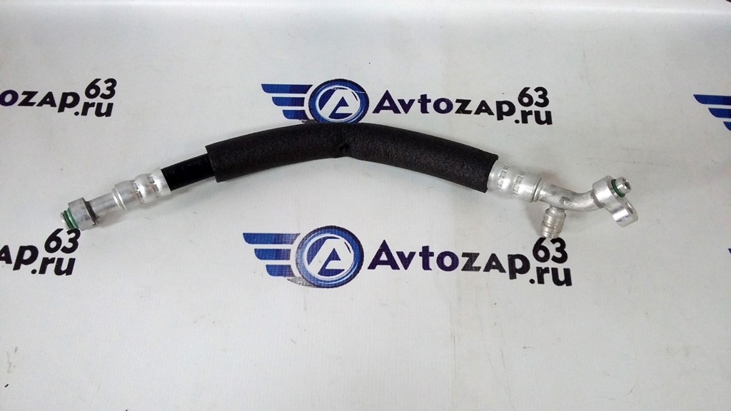 Трубопровод кондиционера   4x4 Урбан 21218-8120310 нагнетающий