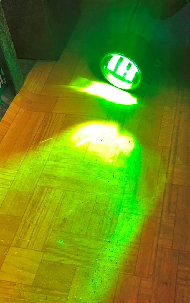 LED ПТФ Sal-Man двухрежимные (Лайм и белый) на  Веста, Гранта FL, XRay
