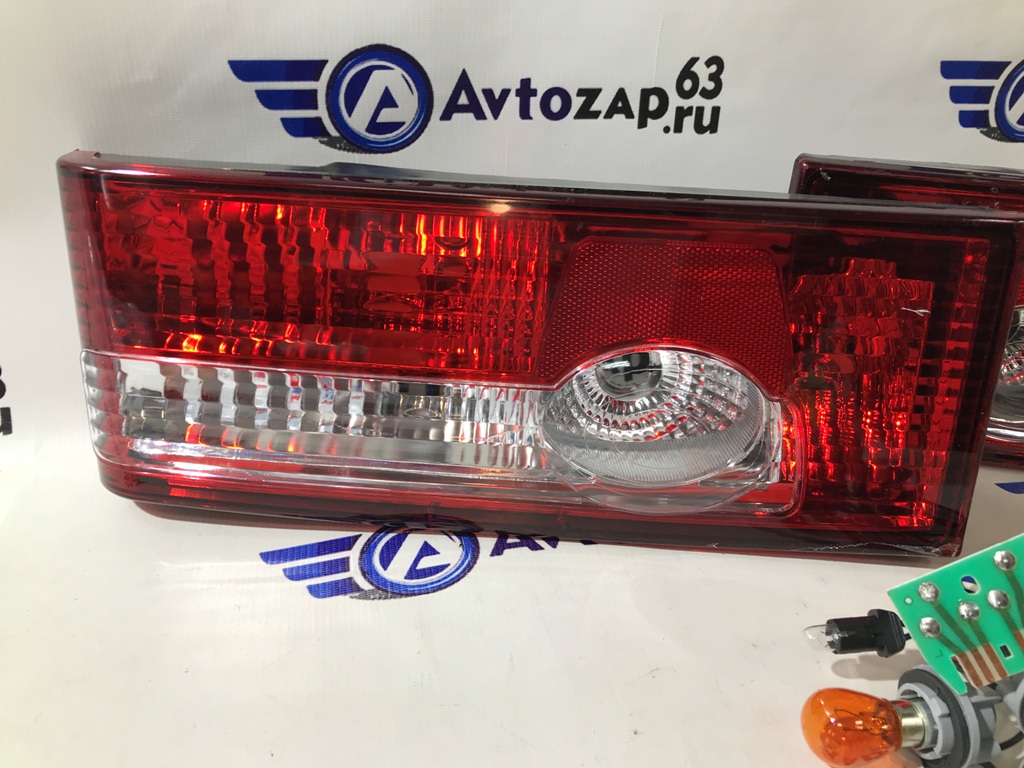 Задние фонари Torino HY-200 на  2108, 2109, 2113, 2114 красные
