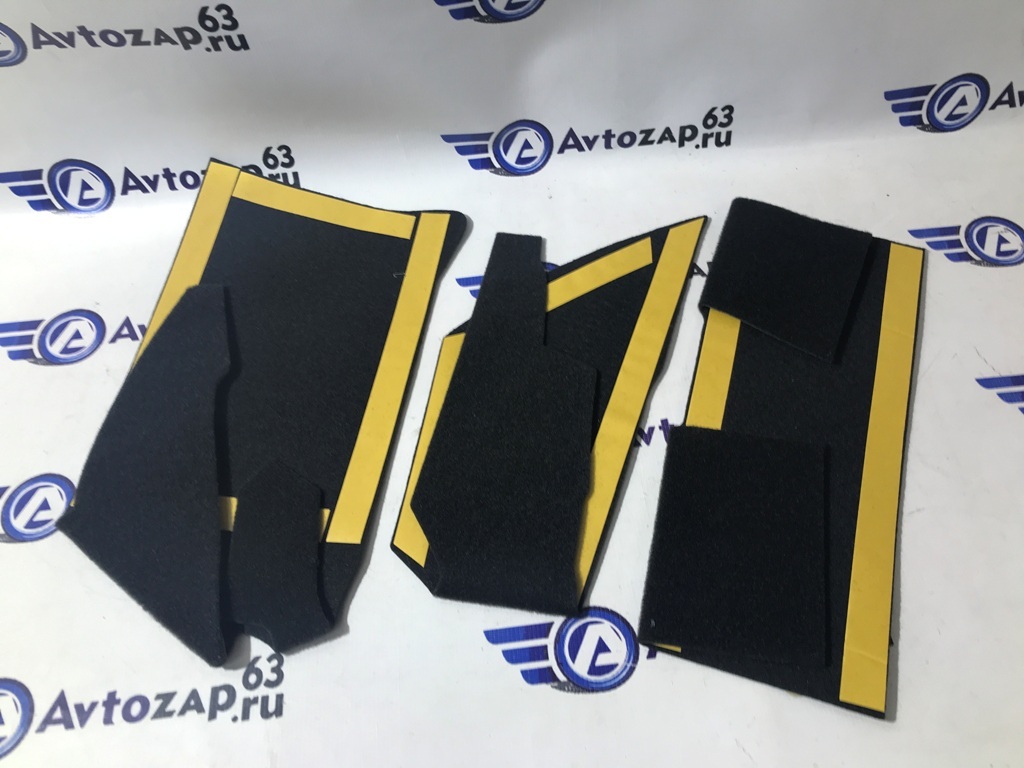 Коврик в бардачок на  2180