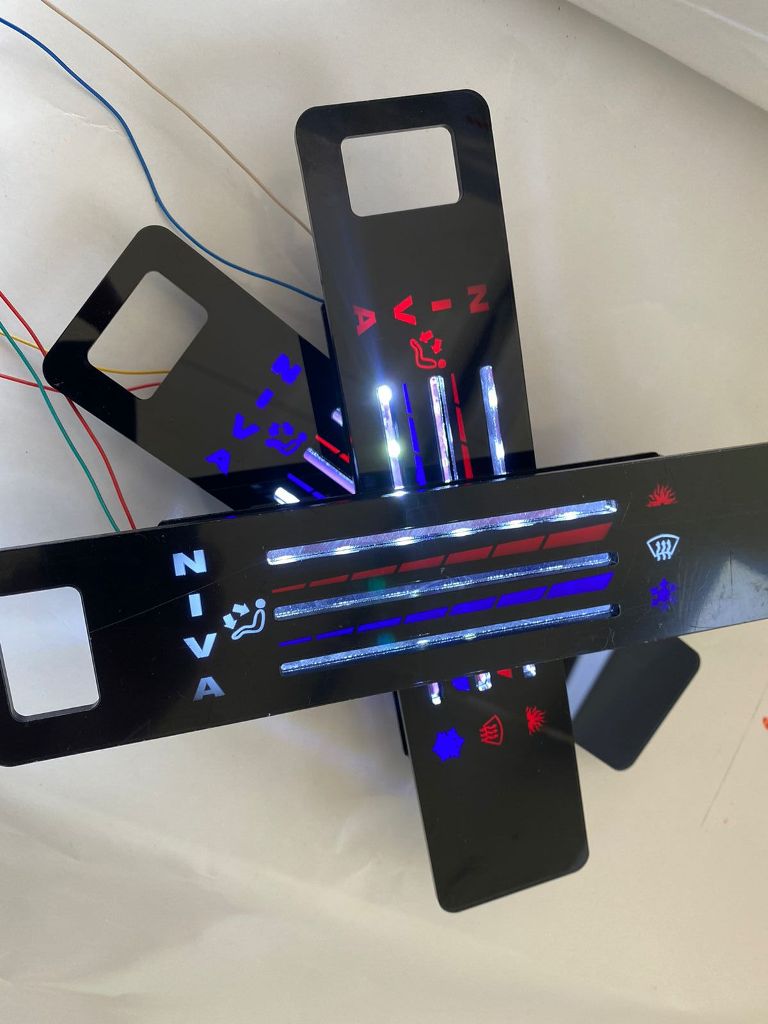 Панель блока управления отопителем с LED подсветкой на  4х4 