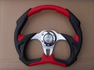 Спортивный руль "Red Devil" для автомобилей  красный, с прогибом.