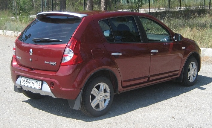 Спойлер "Карт-RS" на Renault Sandero (вариант №1)