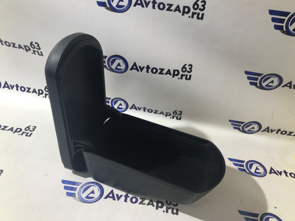 Подлокотник бокс ArBox 2 на  Веста