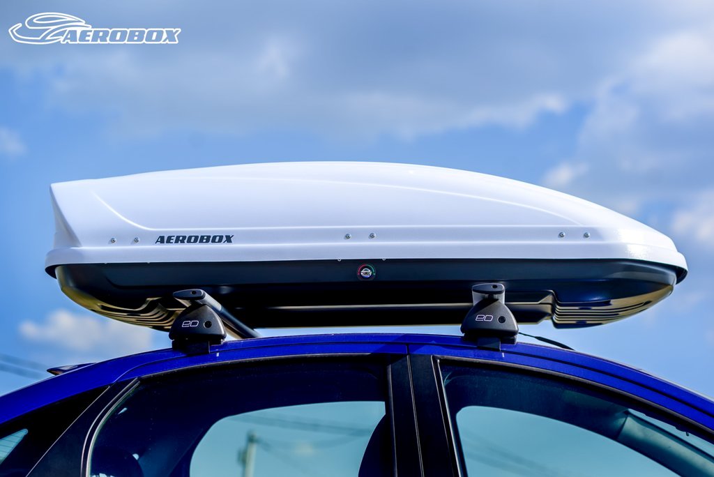 Автобокс на крышу белый "Aerobox" (470 л)