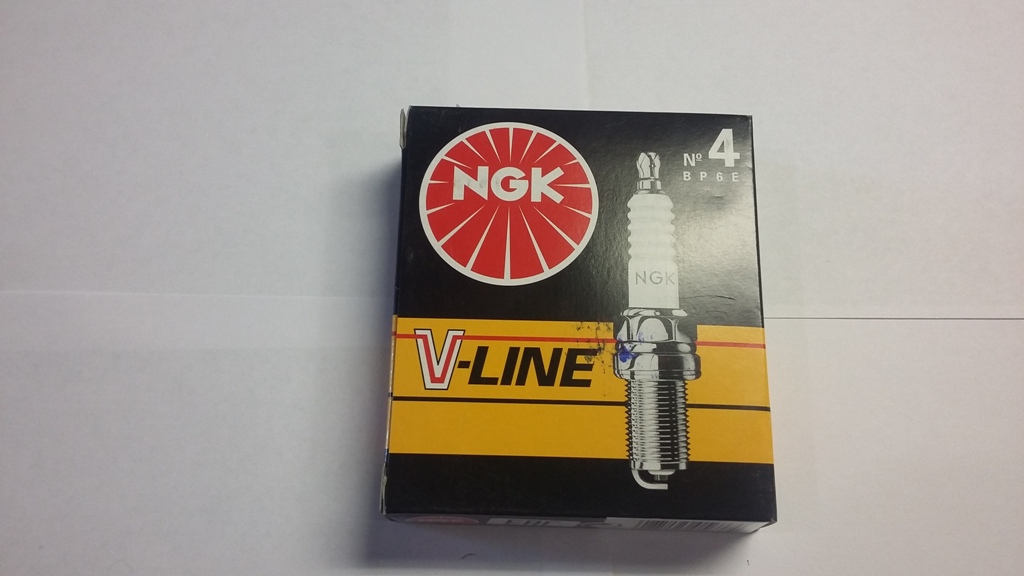 Свечи зажигания NGK 4