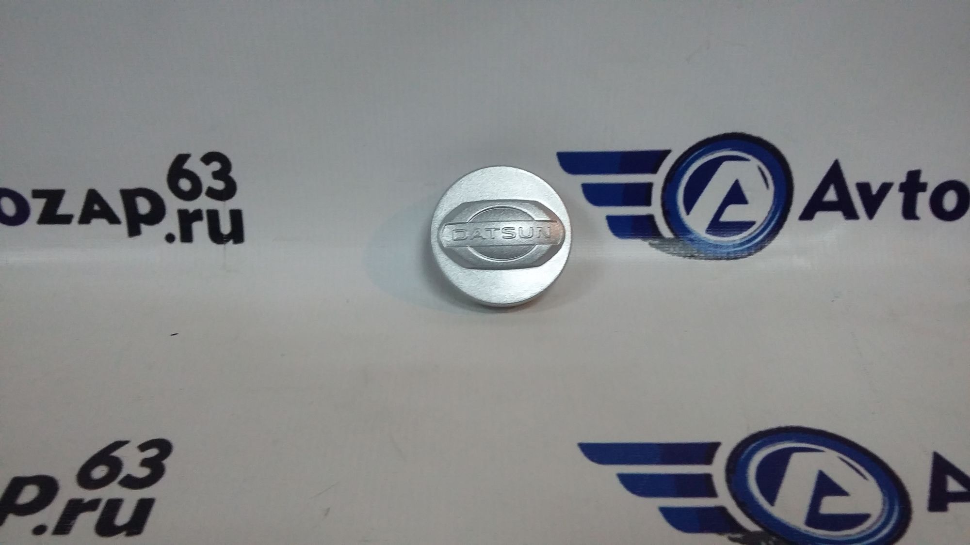Колпачок литого диска Datsun