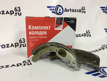 Задние тормозные колодки ВИС с АБС на  1118.2170.2190