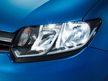 Блок-фара Renault Logan 2