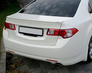 Спойлер лип на крышку багажника Honda Accord 8 (2008 год)