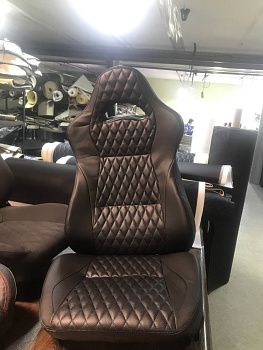 Сиденье "RECARO" (РЕКАРО) в сборе на  2107